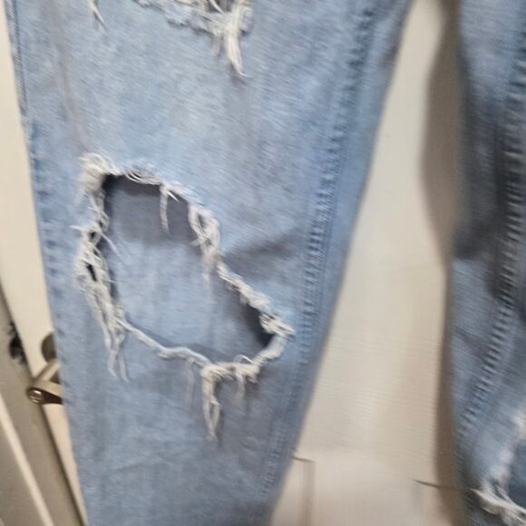 BDG High Rise Baggy Distressed Jeans Size 27 - Picture 4 of 11